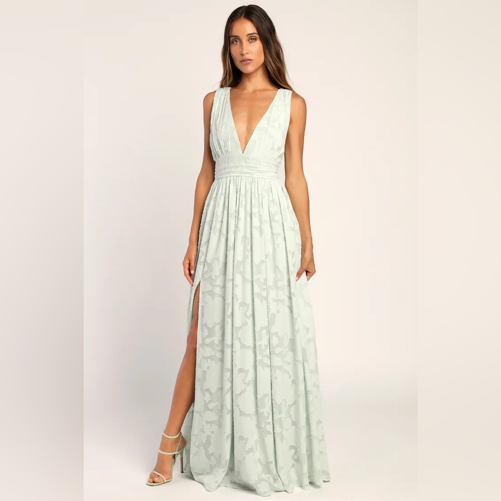 Lulus Sweet Sophistication Sage Green Burnout Floral Maxi Dress - Size M